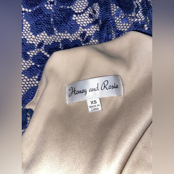 Dress - Picture 5 of 6